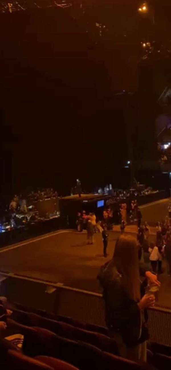 Ziggo Dome, section: 110, row: 6, seat: 374