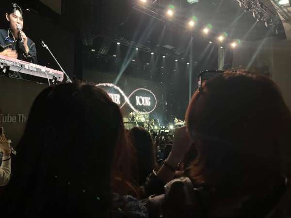 YouTube Theater, section: 101, row: G, seat: 18