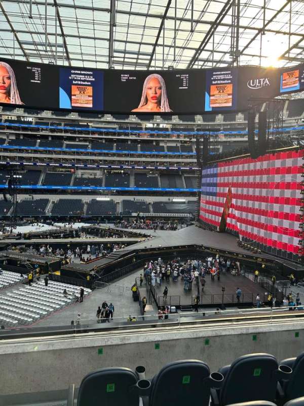 SoFi Stadium, section: VIP247, row: 4, seat: 16