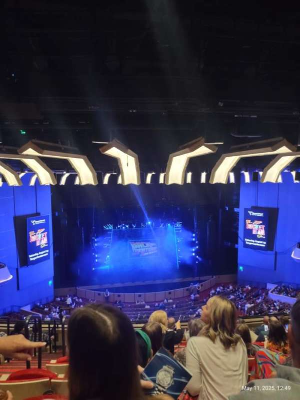 Steven Tanger Center for the Performing Arts, section: Loge C, row: J, seat: 32