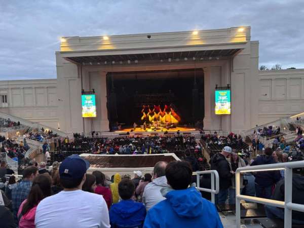 Orion Amphitheater, section: 206, row: T, seat: 2