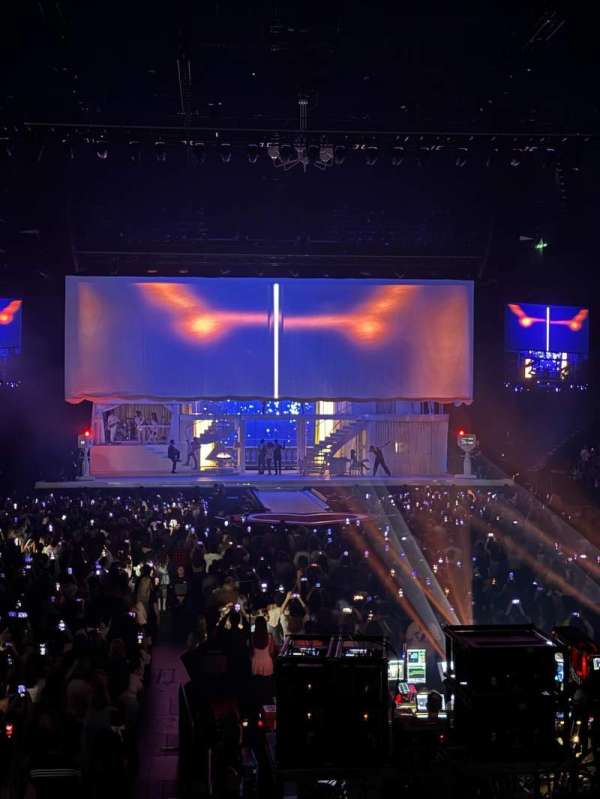 Centre Bell, section: 119, row: D