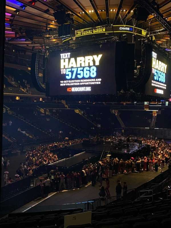 Madison Square Garden, section: 114, row: 19, seat: 1