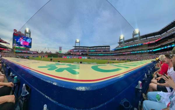 Citizens Bank Park, section: 130, row: 1, seat: 14
