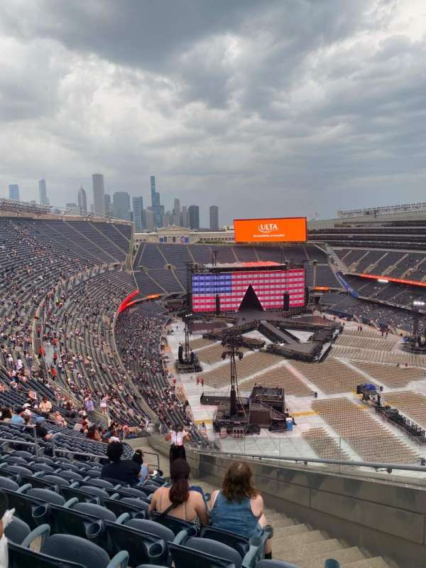 Soldier Field, section: 427, row: 27, seat: 14