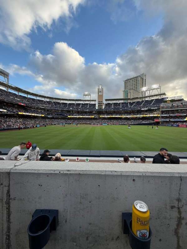 Petco Park, section: 133, row: 1, seat: 19