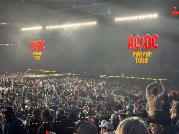 Citi Field, section: 132, row: 27, seat: 22