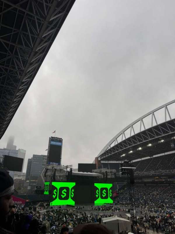 Lumen Field, section: 230, row: H, seat: 3