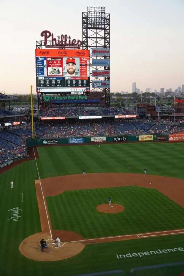 Citizens Bank Park, section: 4, row: 4, seat: 4