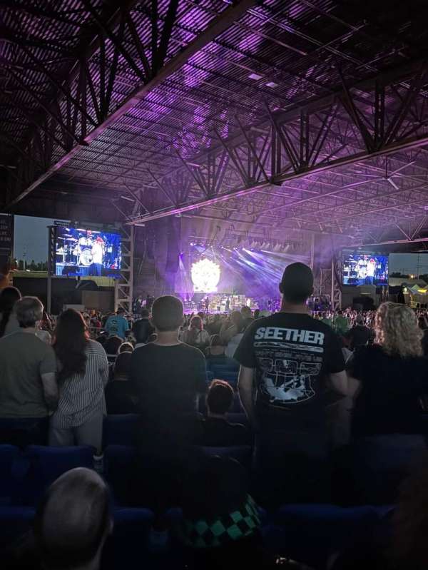 Hollywood Casino Amphitheatre, section: 202, row: OO, seat: 10