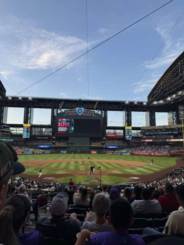 Chase Field, section: 122, row: 31, seat: 17