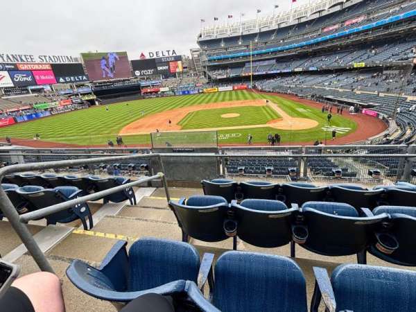 Yankee Stadium, section: 223, row: 4, seat: 18