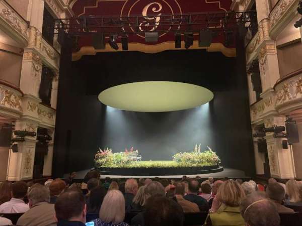 Garrick Theatre, section: Stalls, row: L, seat: 11