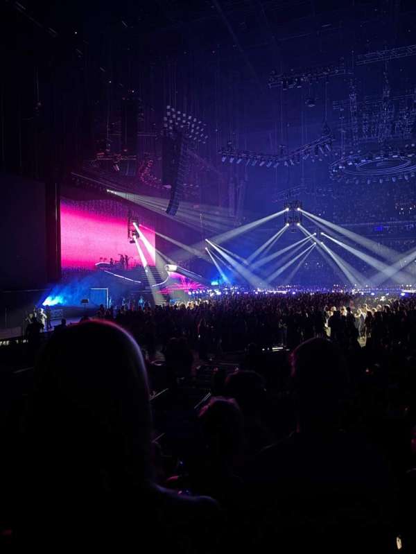 Paris La Défense Arena, section: 103, row: 9, seat: 2