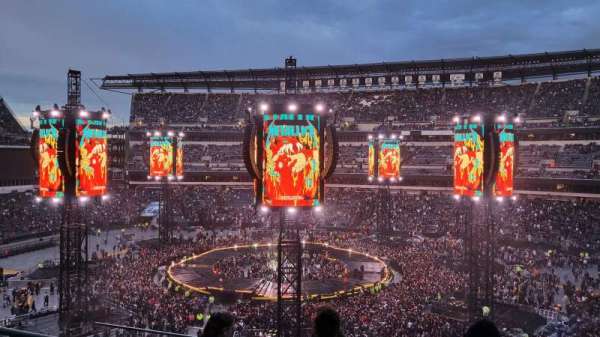 Lincoln Financial Field, section: c3, row: 10, seat: 23