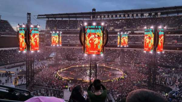 Lincoln Financial Field, section: c3, row: 10, seat: 23