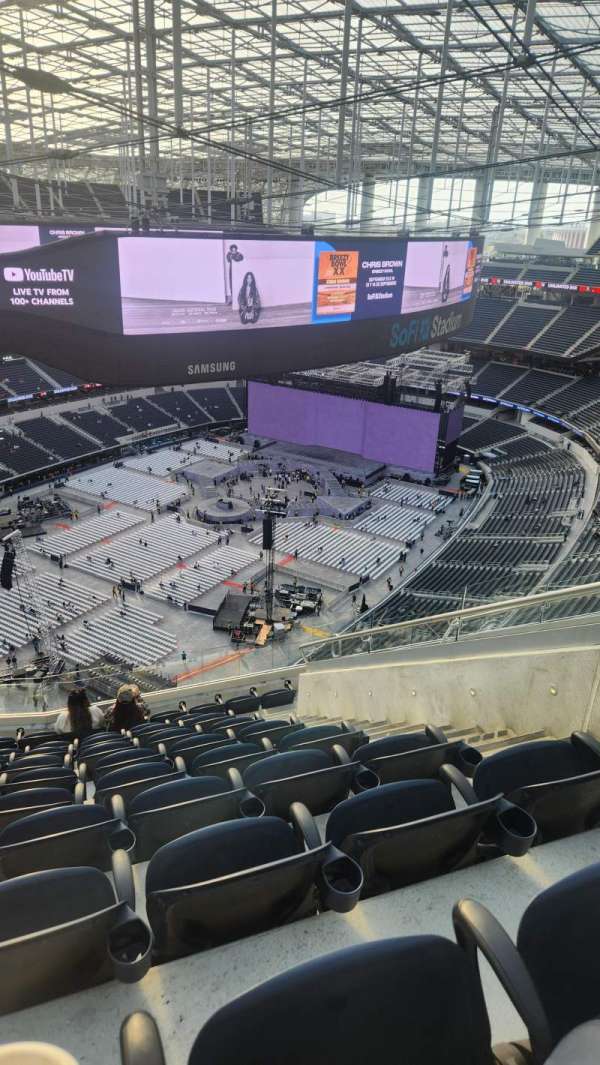 SoFi Stadium, section: 531, row: 10, seat: 7