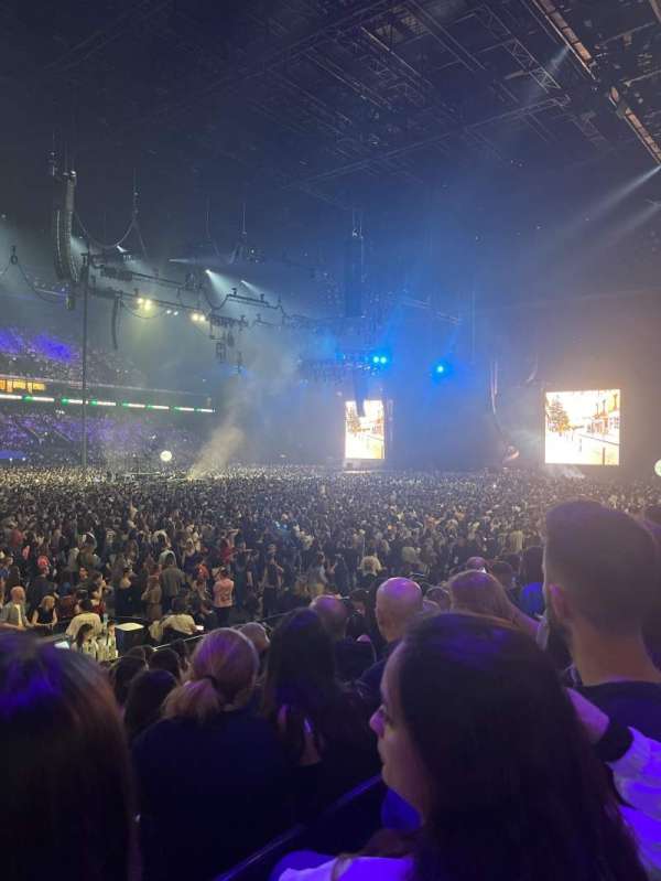 Paris La Défense Arena, section: 113, row: 14, seat: 42