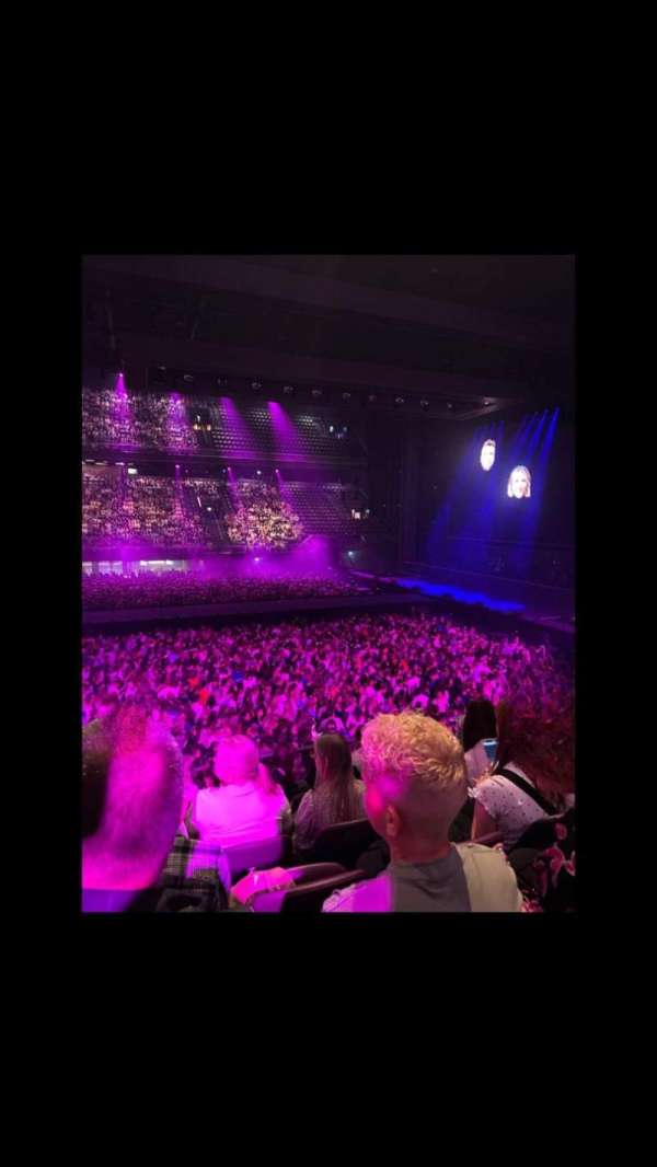 Ziggo dome, section: 102, row: 7, seat: 54