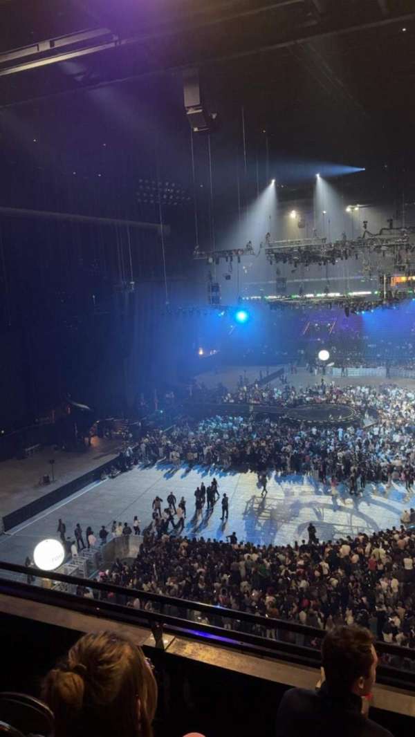 Paris La Defense Arena, section: 403, row: 44, seat: 36