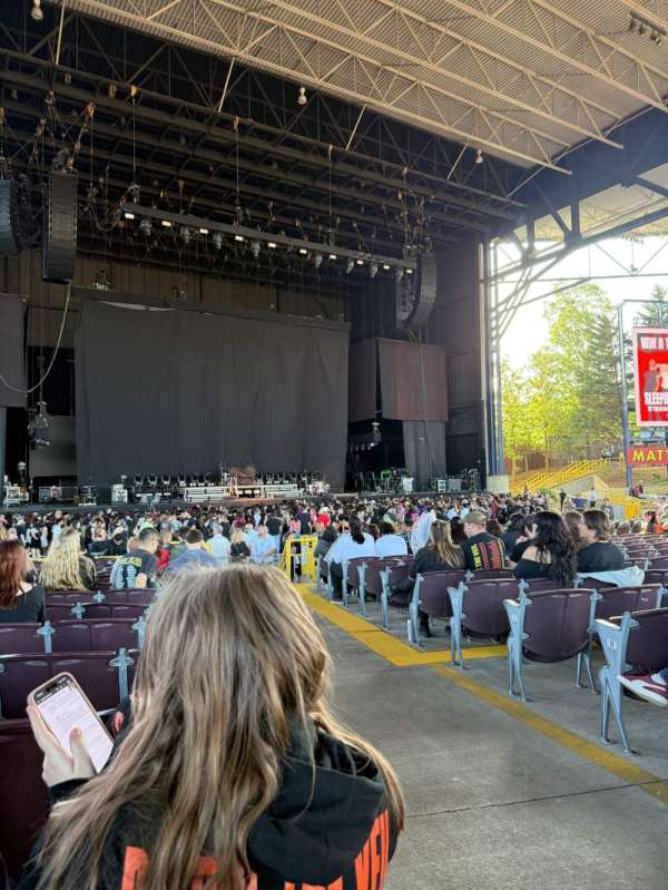 Jiffy Lube Live, section: 103, row: Q, seat: 1