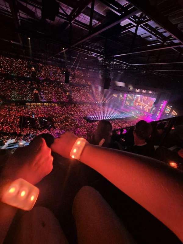 Ziggo Dome, section: 204, row: 6, seat: 112