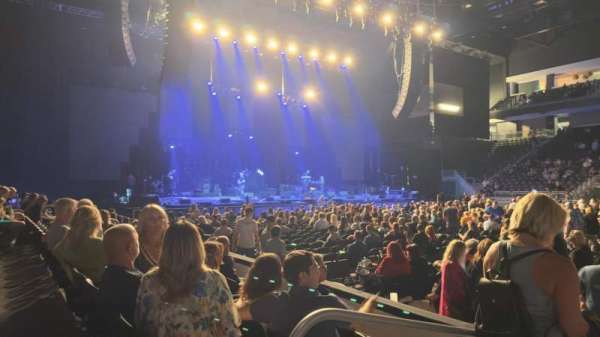 Acrisure Arena, section: 120, row: D, seat: 18