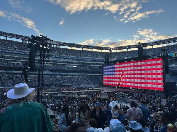 MetLife Stadium, section: 115c, row: 21, seat: 9