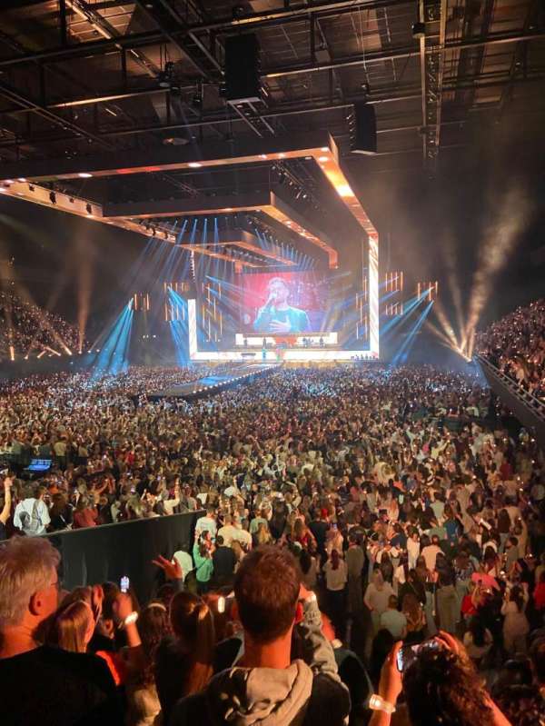 Ziggo Dome, section: 106, row: 6, seat: 180