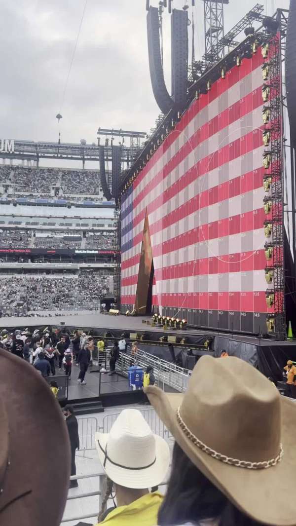 MetLife Stadium, section: 111a, row: 9, seat: 11