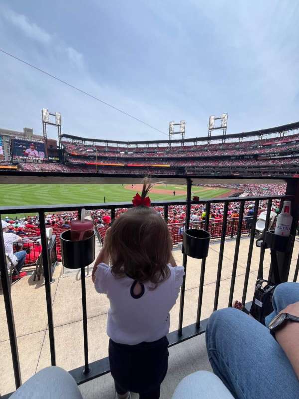 Busch Stadium, section: 165, row: 20, seat: 12