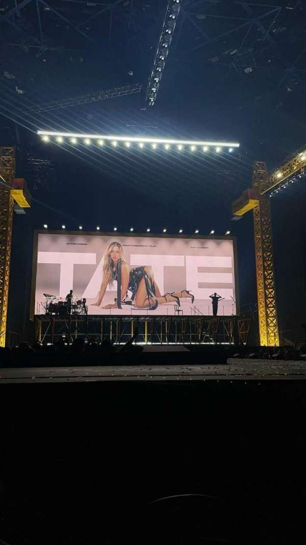 Accor Arena, section: fosse