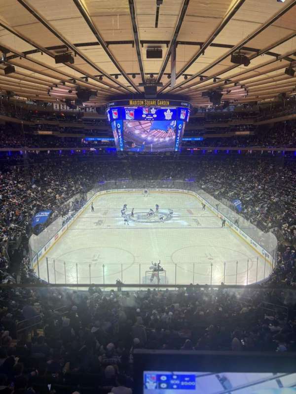 Madison Square Garden, section: 217, row: 1, seat: 21