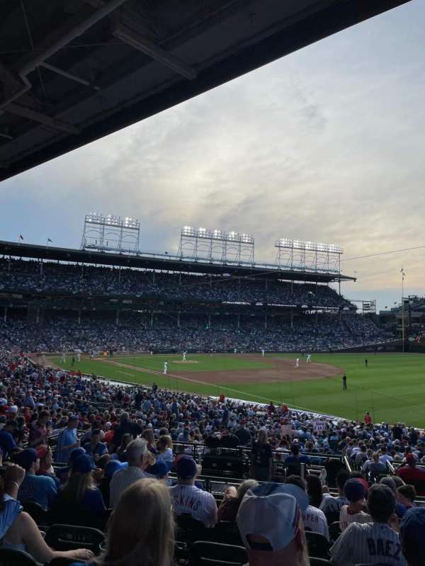 Wrigley Field, section: 230, row: 9, seat: 11