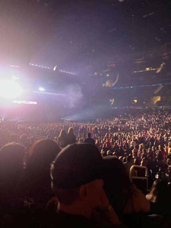 Kia Center, section: 113, row: 11, seat: 15