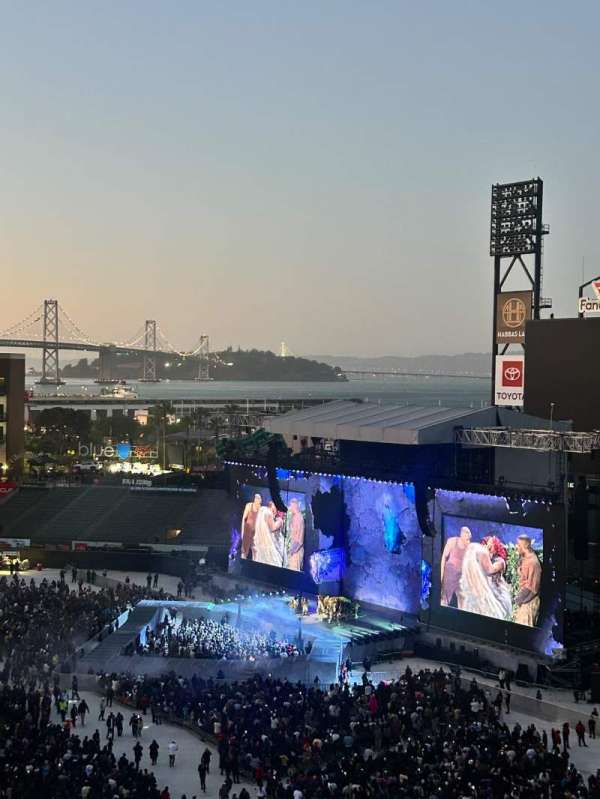 Oracle Park, section: VR302, row: 2, seat: 8