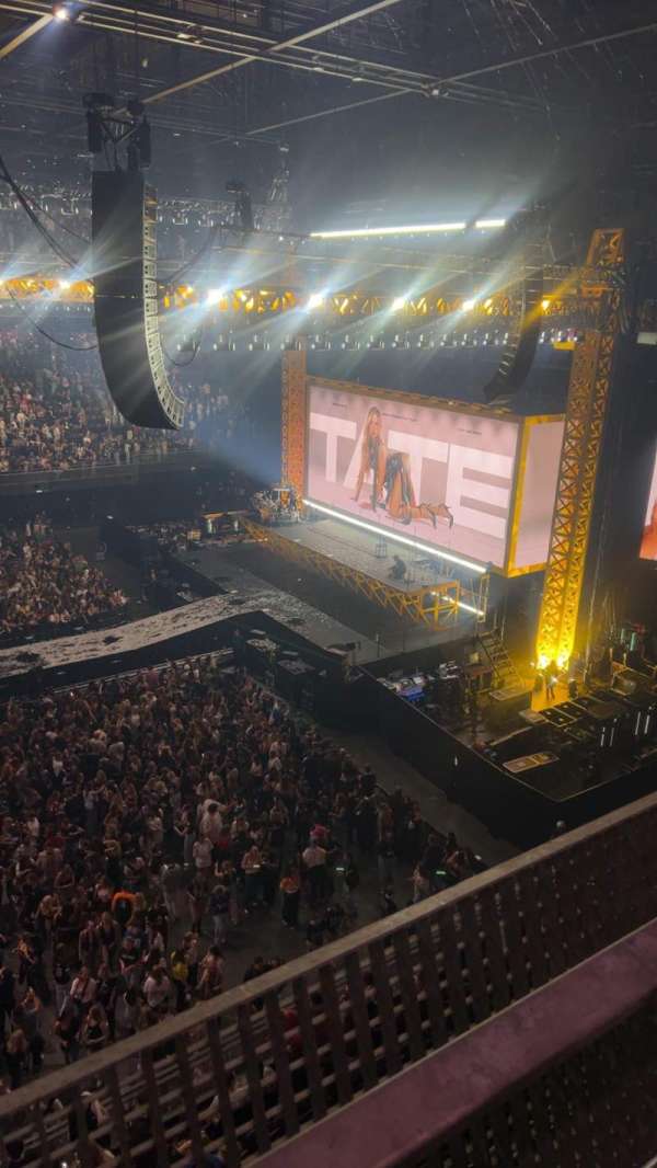Ziggo Dome, section: 203, row: 1, seat: 60