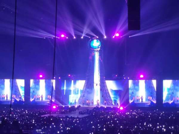 Paris La Défense Arena, section: 111, row: 22, seat: 8