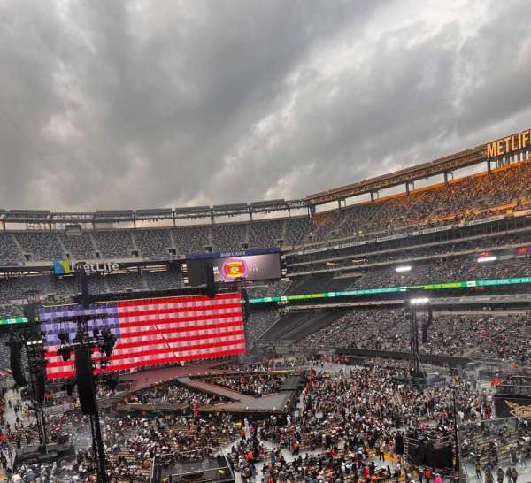 MetLife Stadium, section: 230a, row: 3, seat: 3