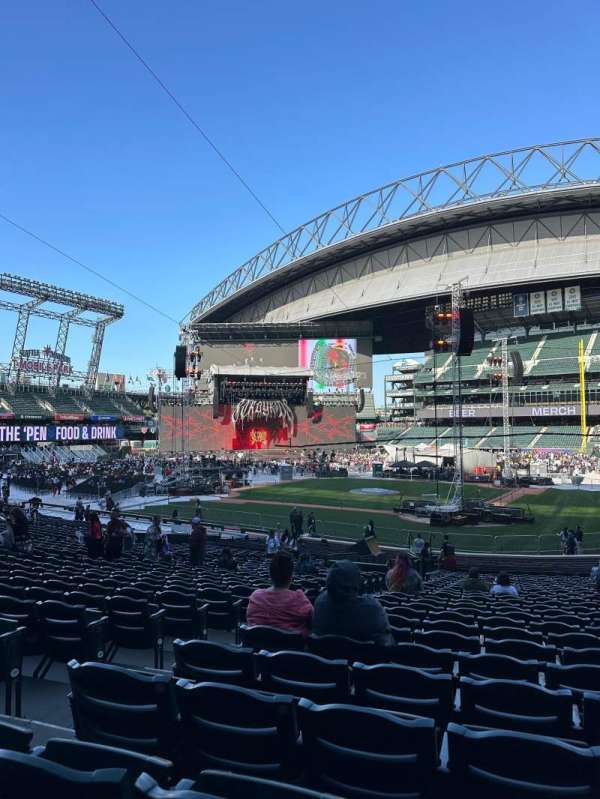 T-Mobile Park, section: 133, row: 33, seat: 10