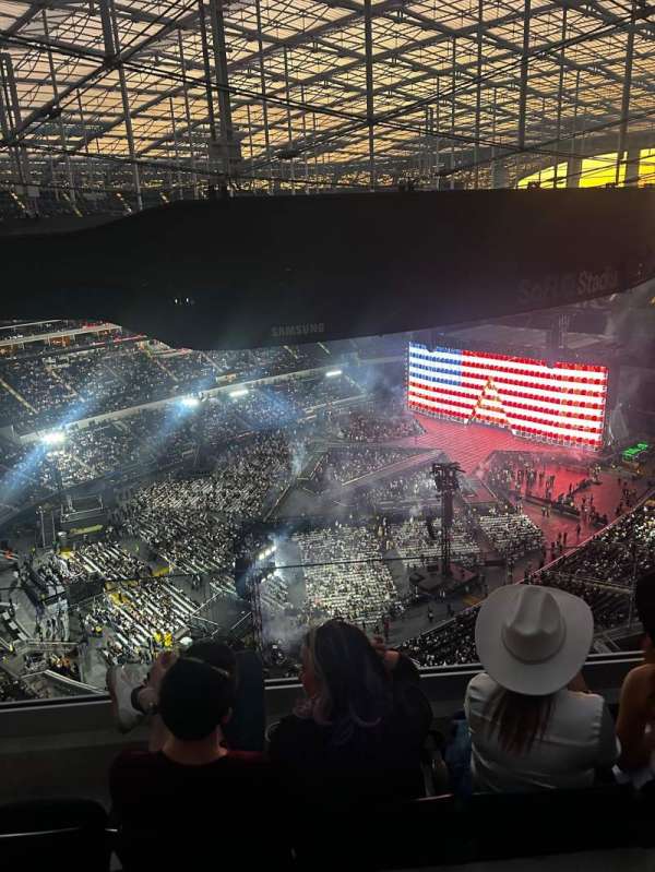 SoFi Stadium, section: 533, row: 3, seat: 13