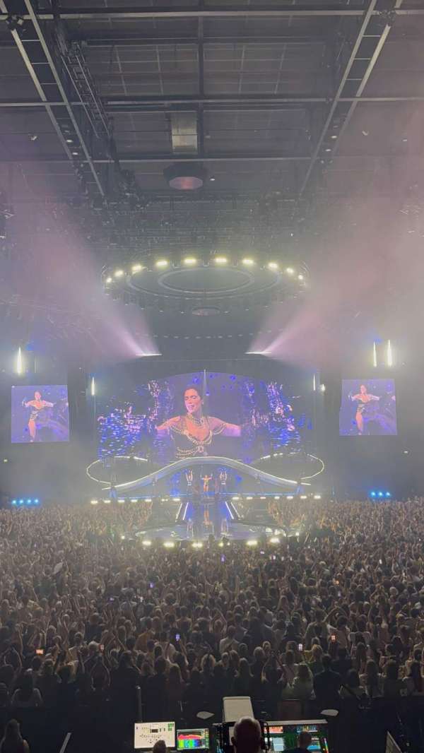 Ziggo Dome, section: 107, row: 2, seat: 215