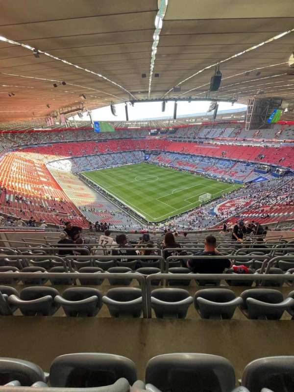 Allianz Arena, section: 334, row: 16, seat: 26