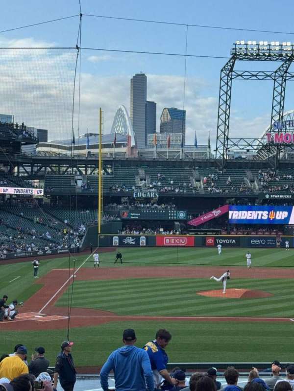 T-Mobile Park, section: 125, row: 25, seat: 1