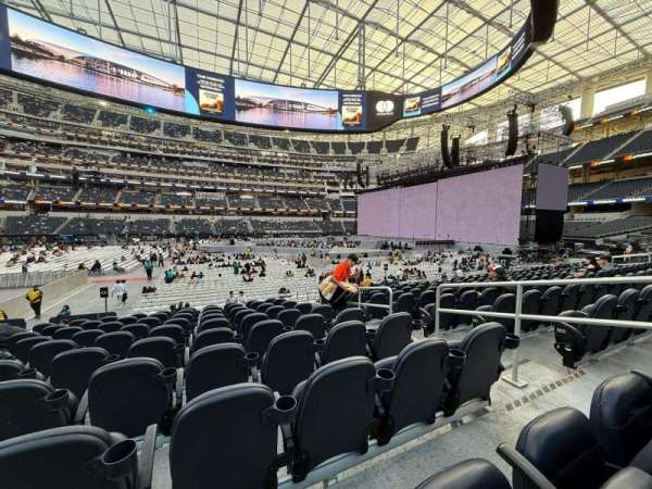SoFi Stadium, section: VIP131, row: 10, seat: 4