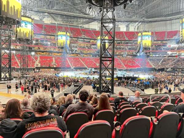 Mercedes-Benz Stadium, section: C112, row: 9, seat: 4