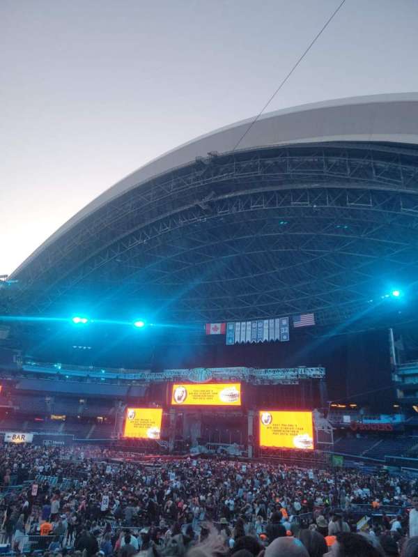 Rogers Centre, section: 115, row: 28, seat: 15