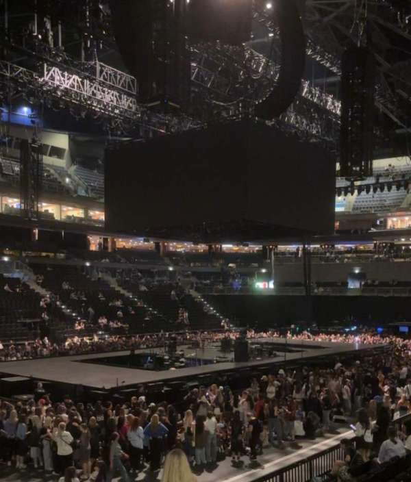 O2 Arena, Prague, section: 115, row: 14, seat: 4
