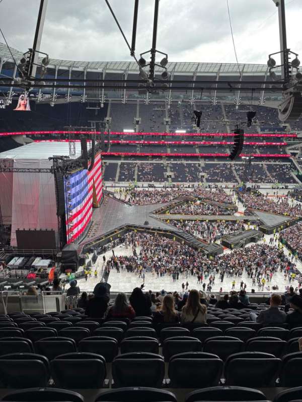 Tottenham Hotspur Stadium, section: 506, row: 23, seat: 210