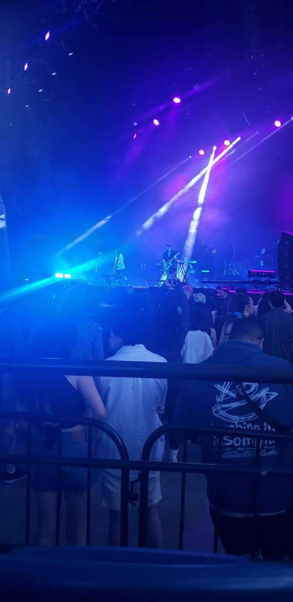 RBC Amphitheatre, section: 200, row: B, seat: 4